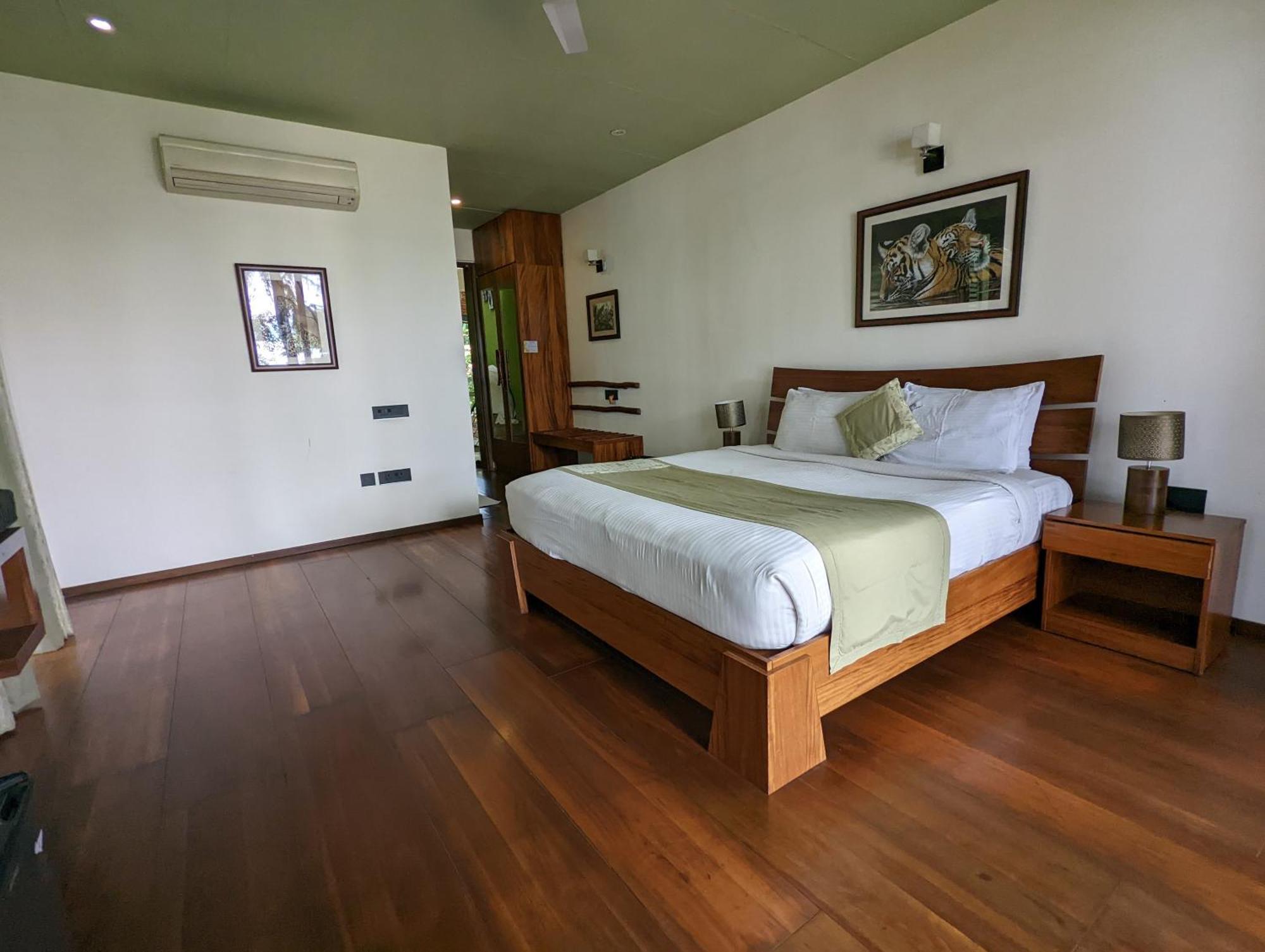 King Room with Pool View
