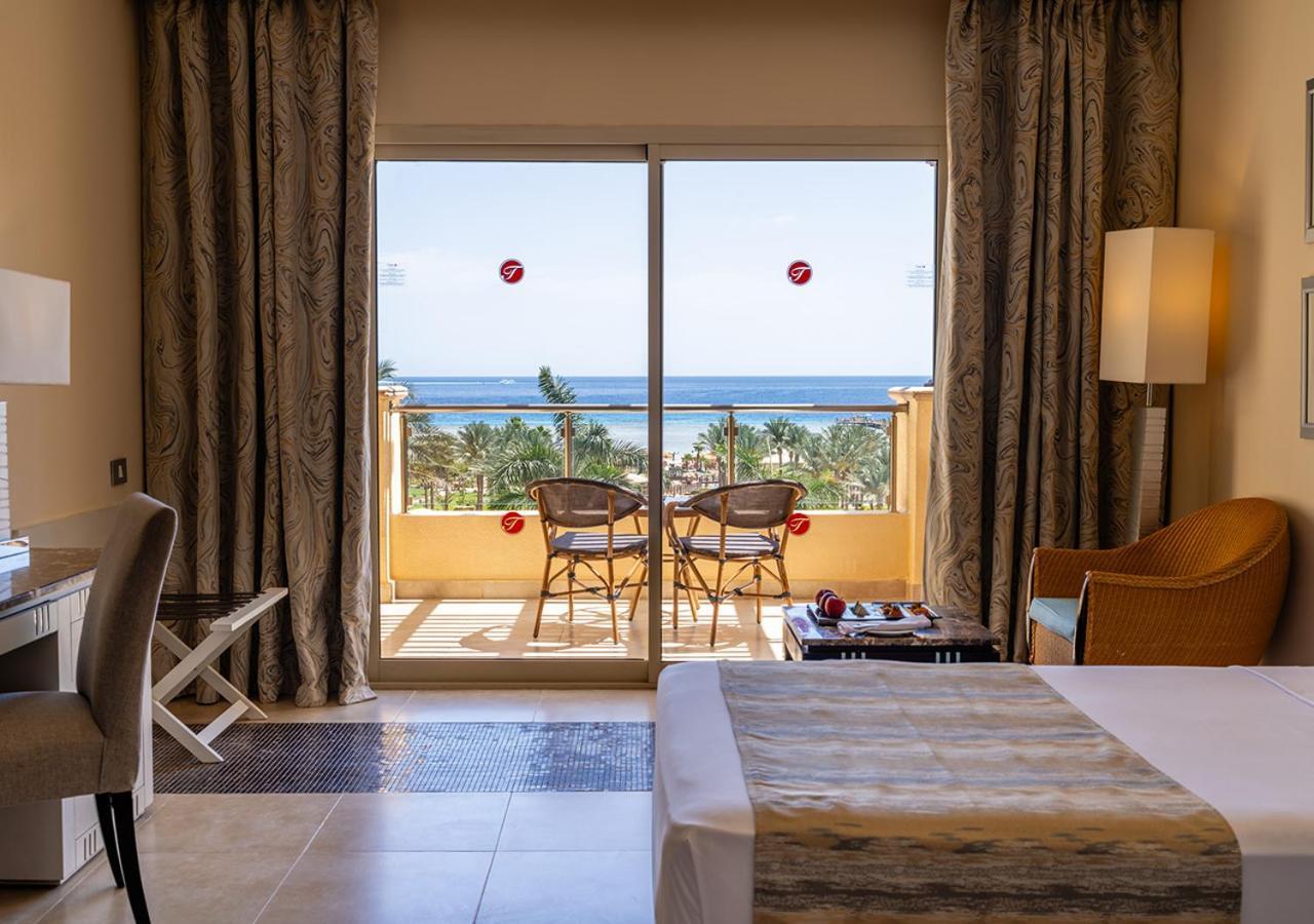 Deluxe Double Room Sea View Egyptians Residents Only