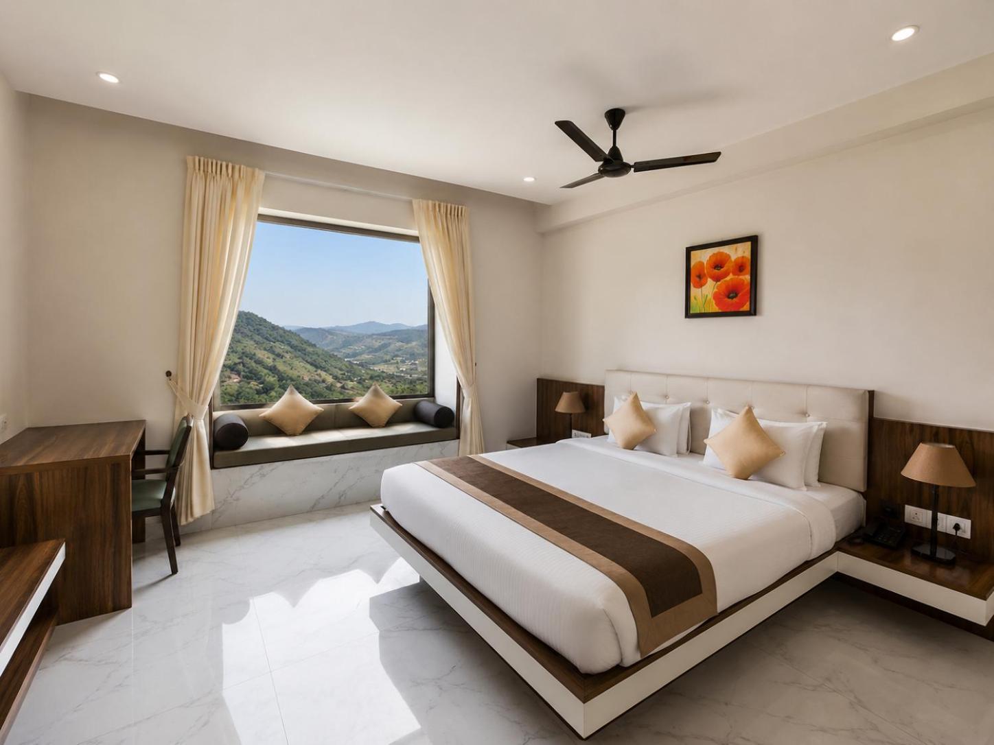 Double Room with Mountain View