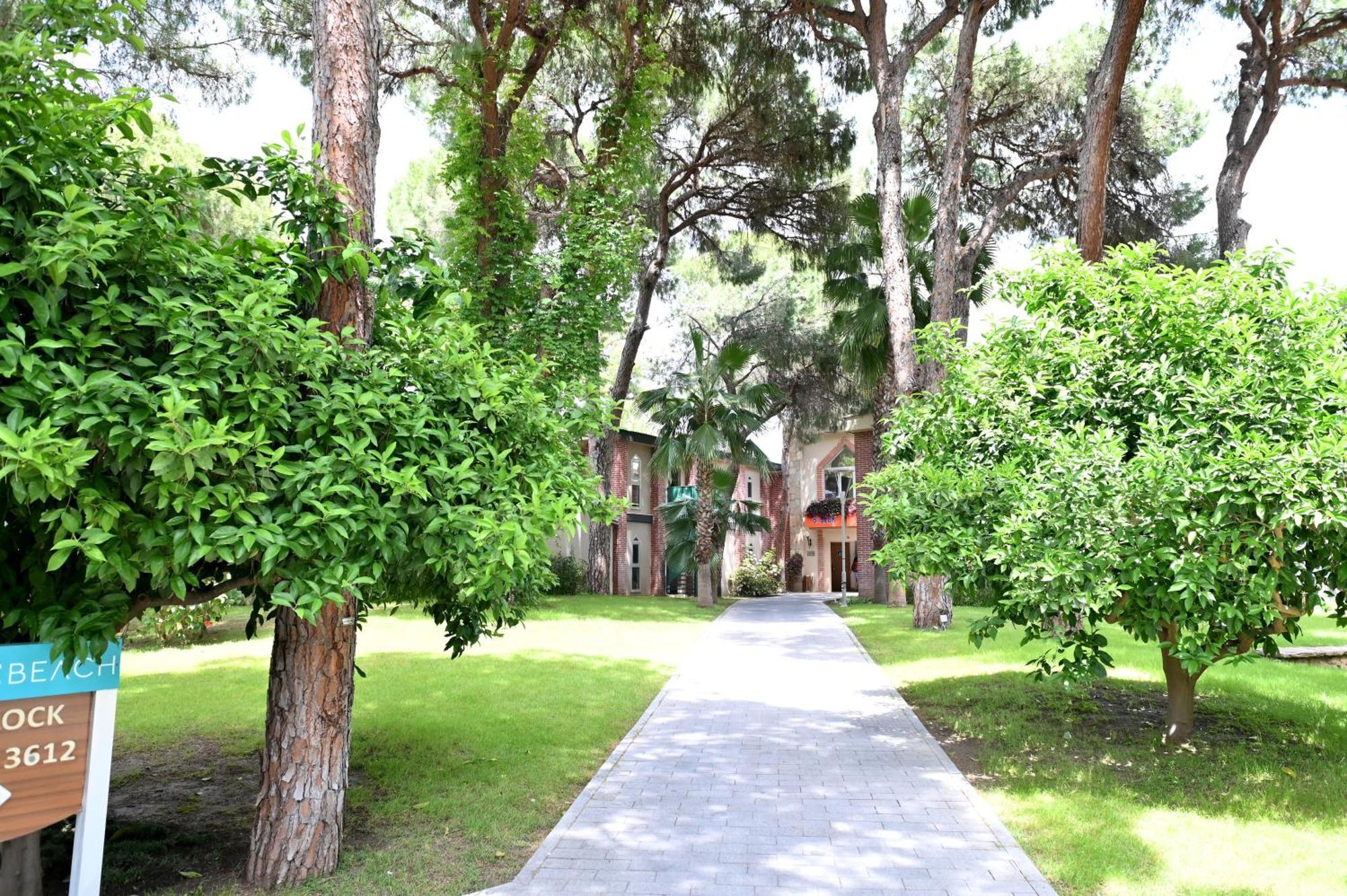 Club Garden Aile Odası