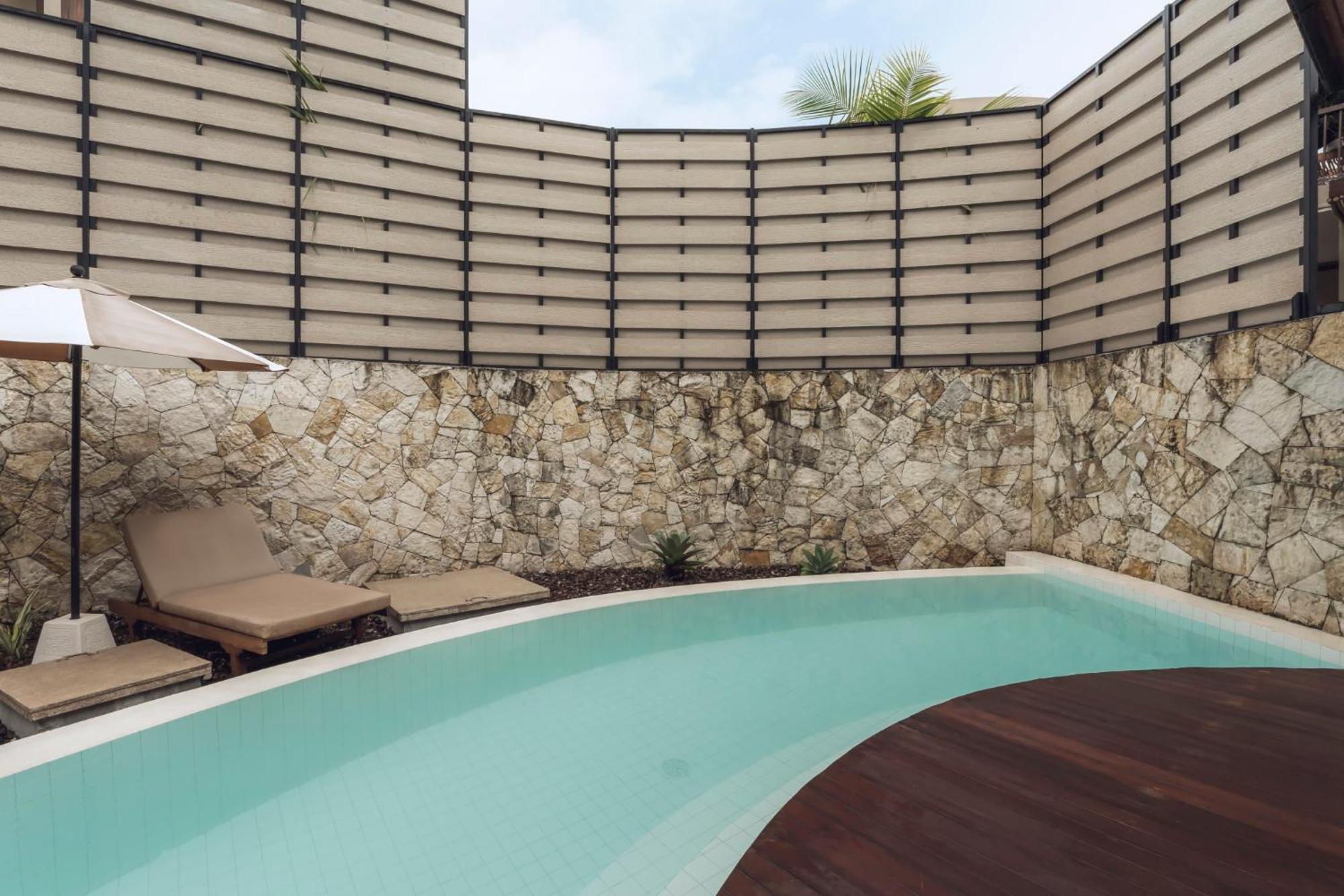 Two Bedroom Garden Private Pool & Bathtub Adult Only