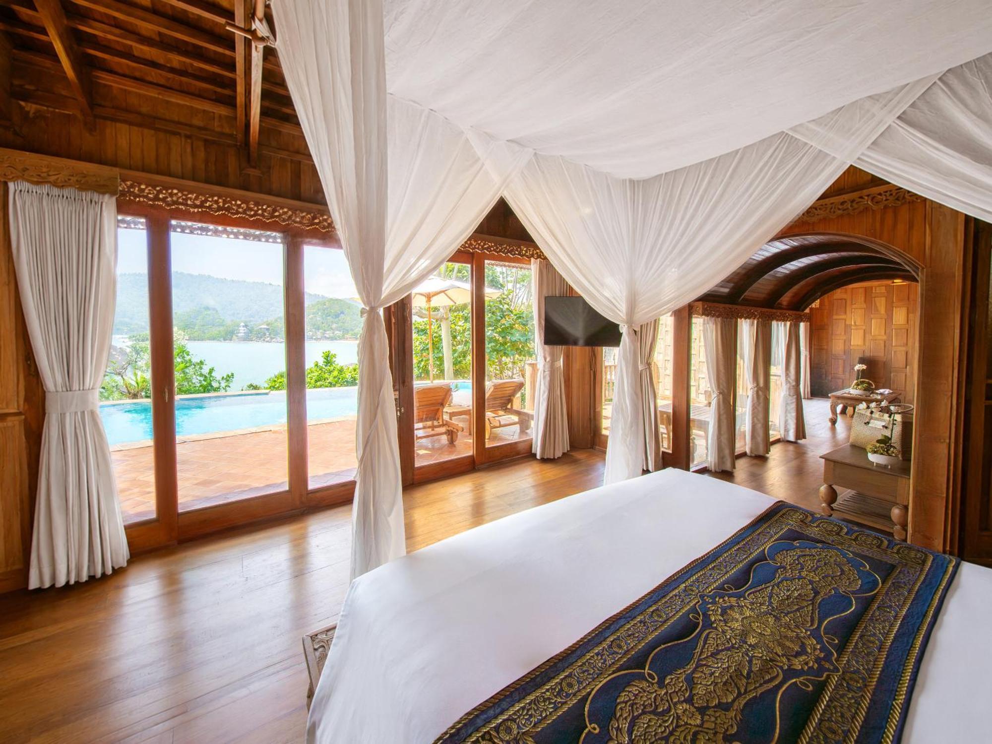 Sea View Pool Villa Plus THB 2000 Net Resort Credit per