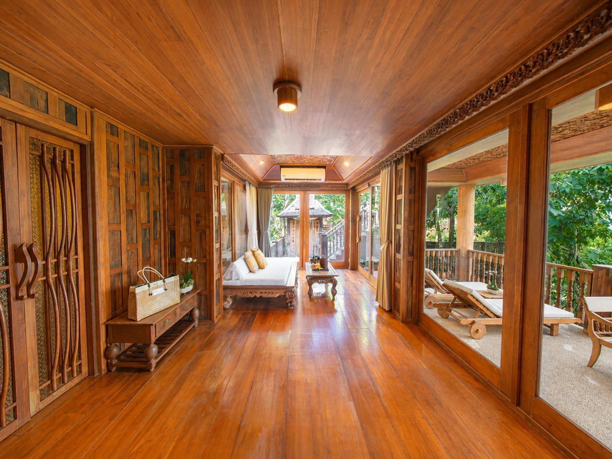 Grand Villa THB 2000 Net Resort Credit per