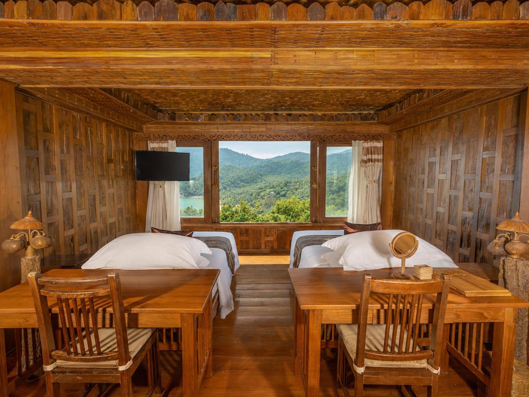 Royal Grand Pool Villa THB 2000 Net Resort Credit per