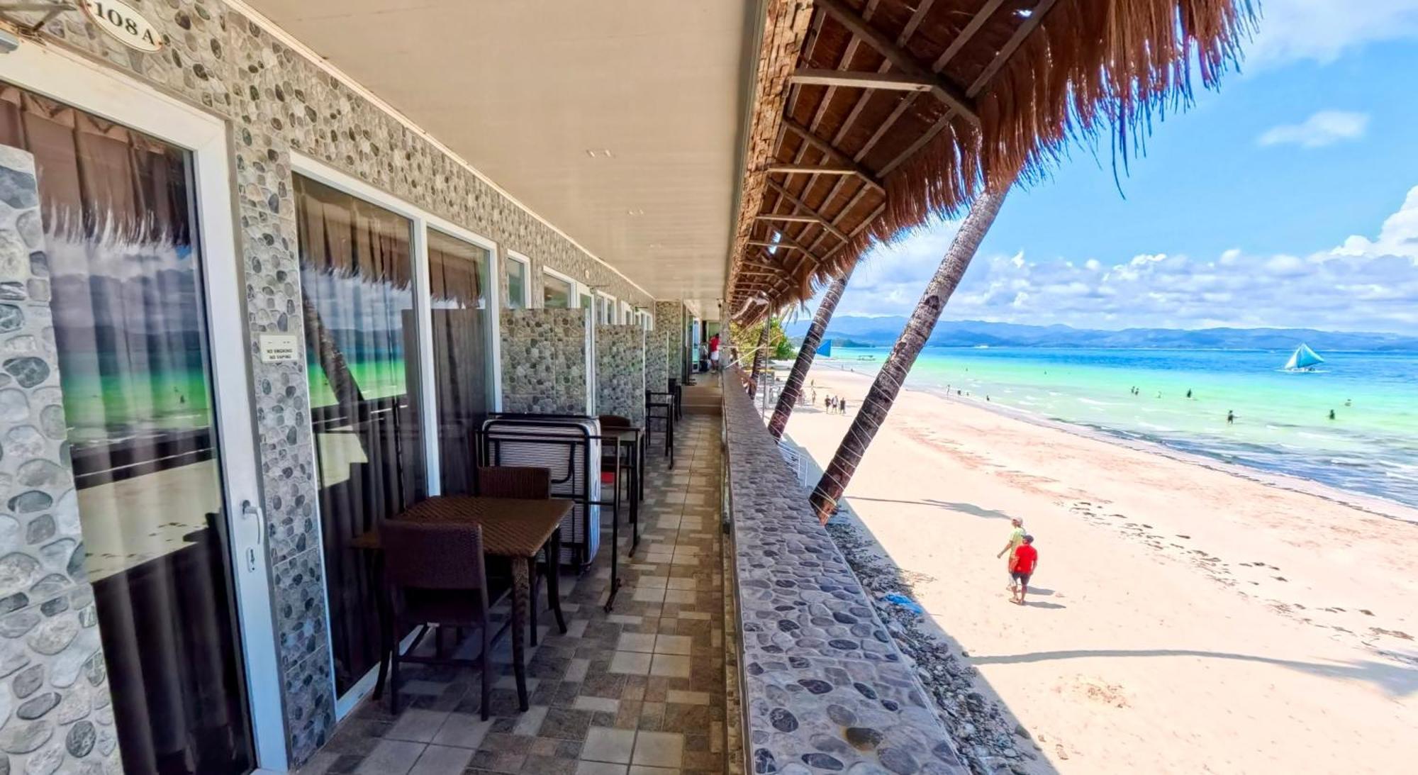 Beachfront Premier Suite with Sea View