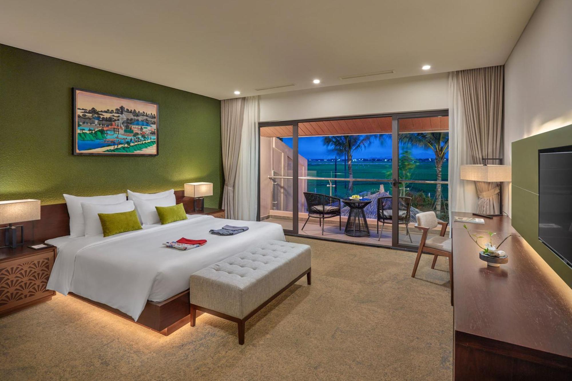 Three Bedroom Villa with Private Onsen