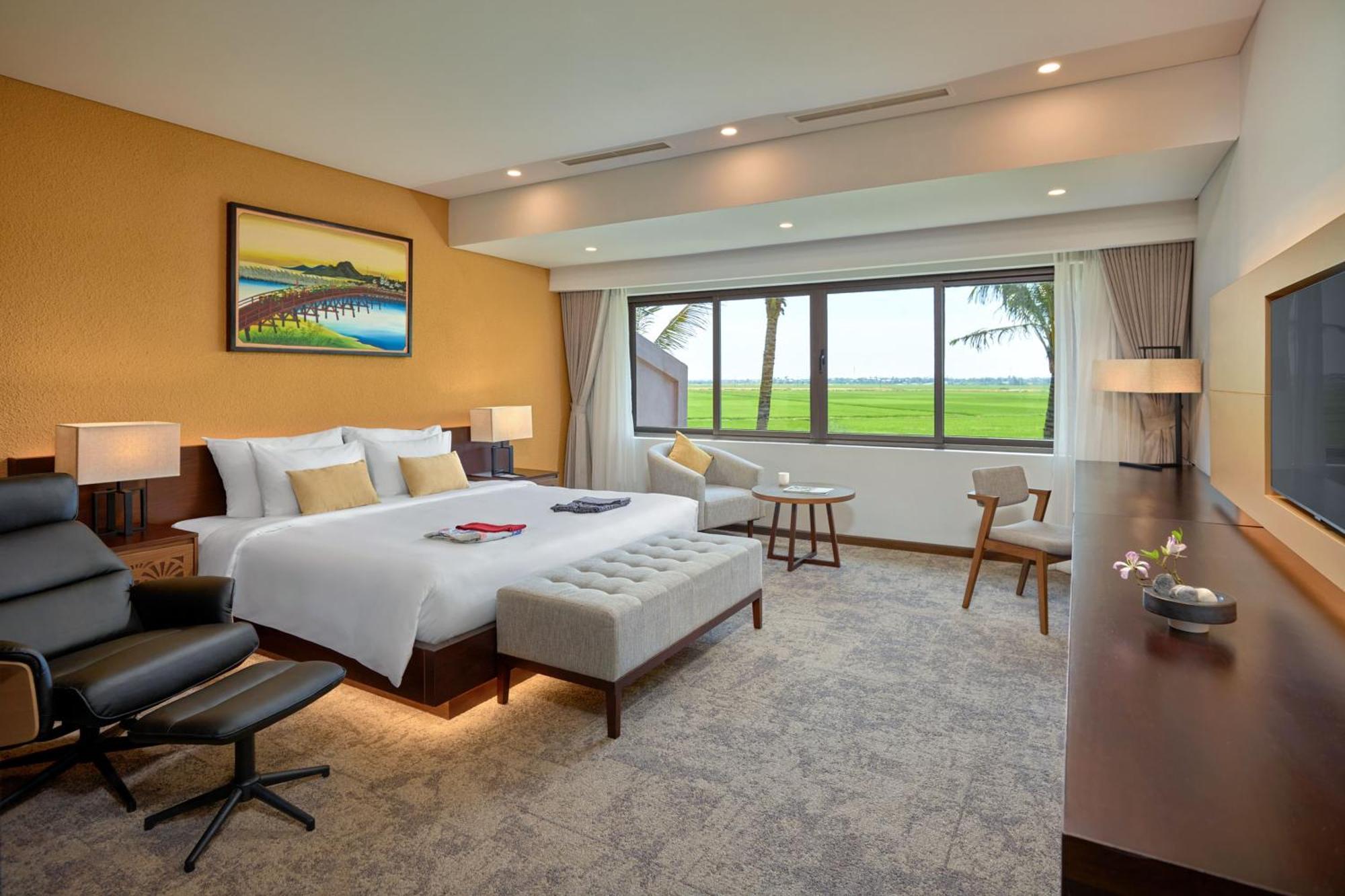 Grand Three Bedroom Villa with Private Onsen