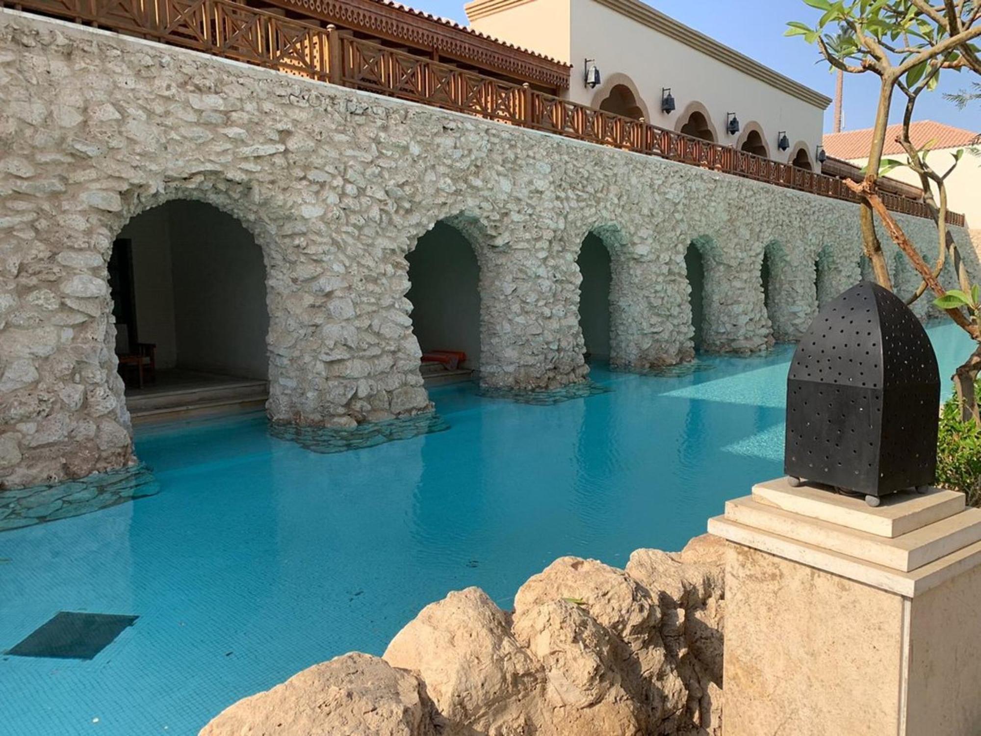 Junior Suite Direct Pool Access