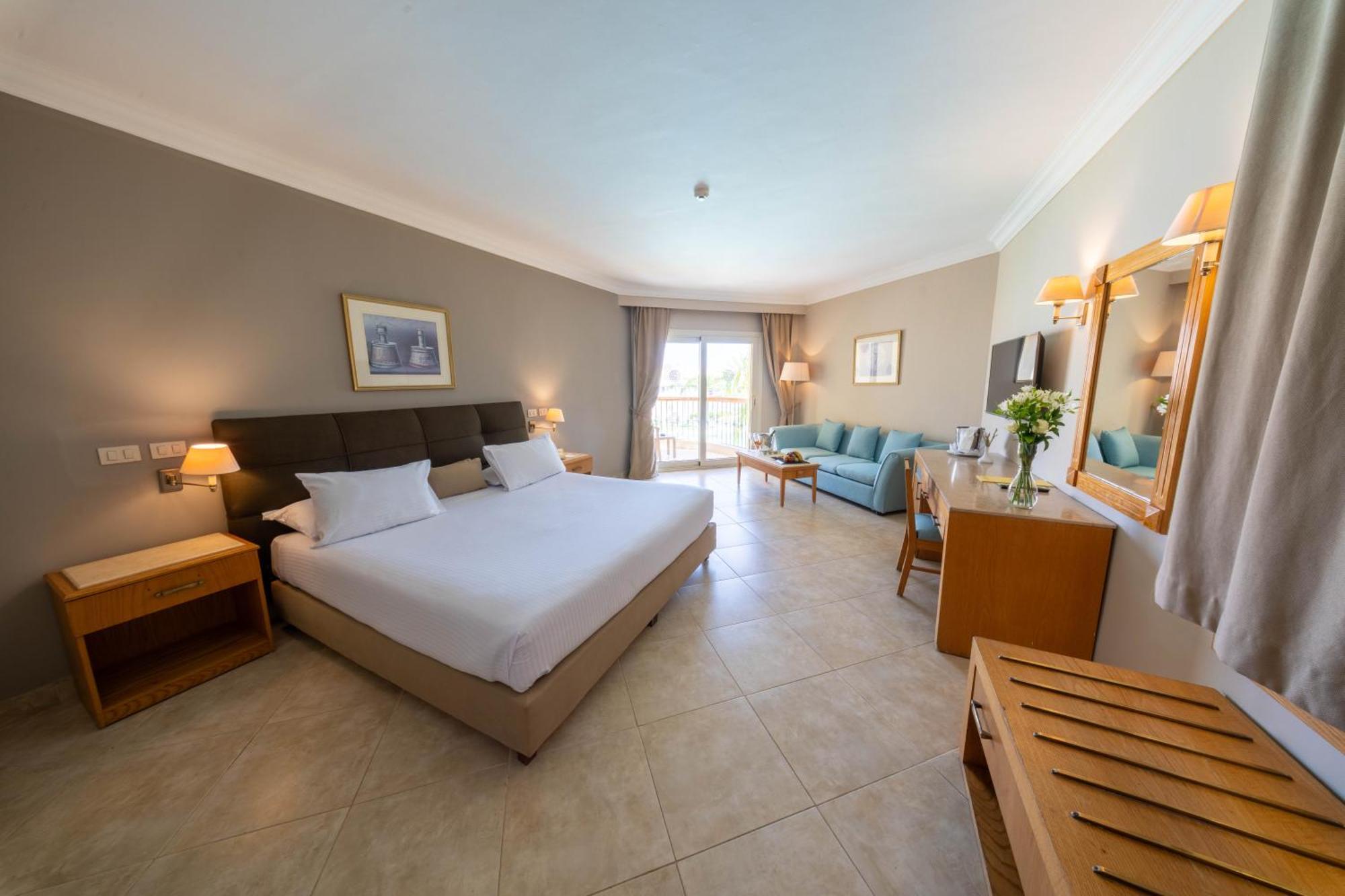 Deluxe Garden View Room