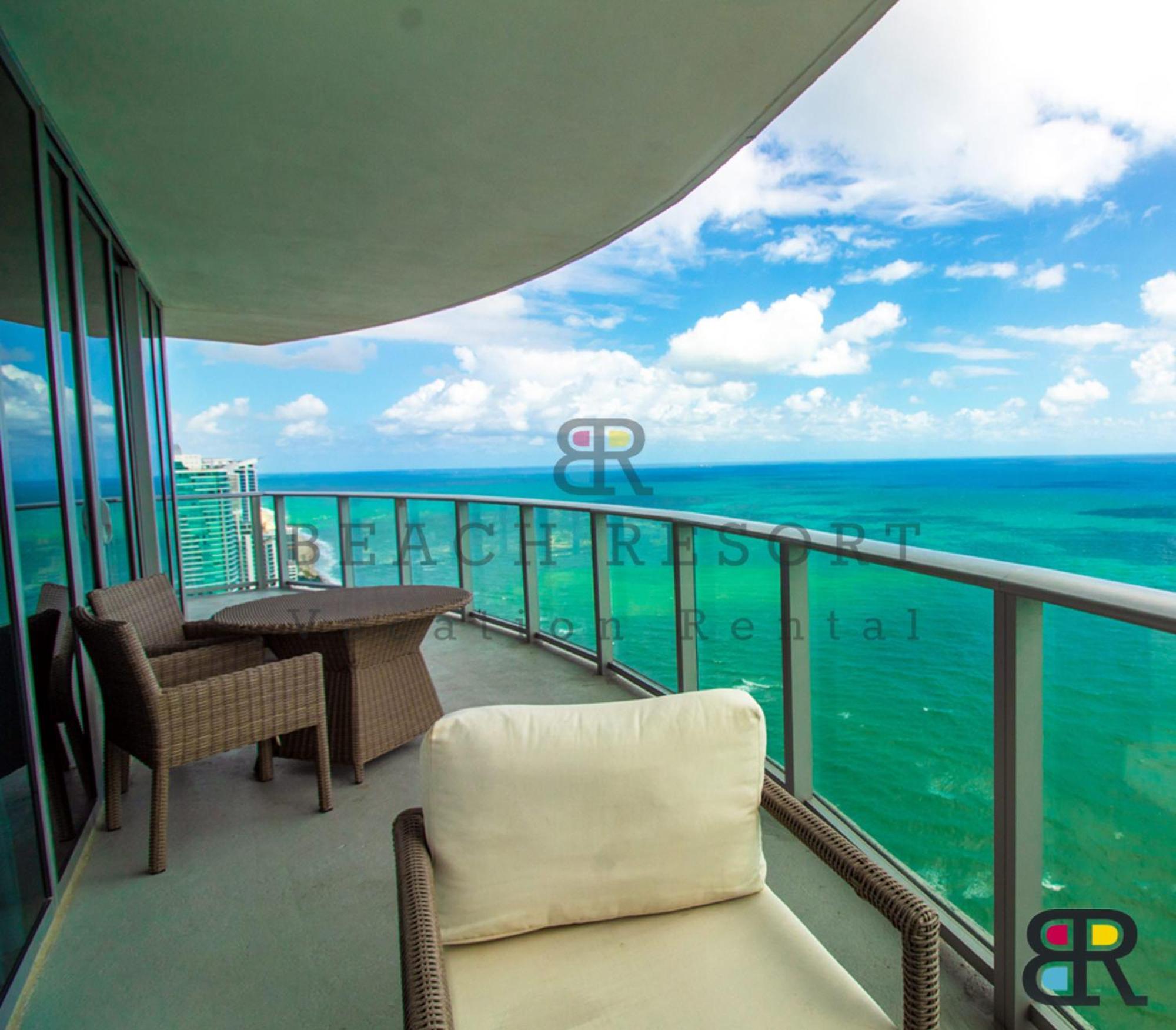 Oceanfront Apartment