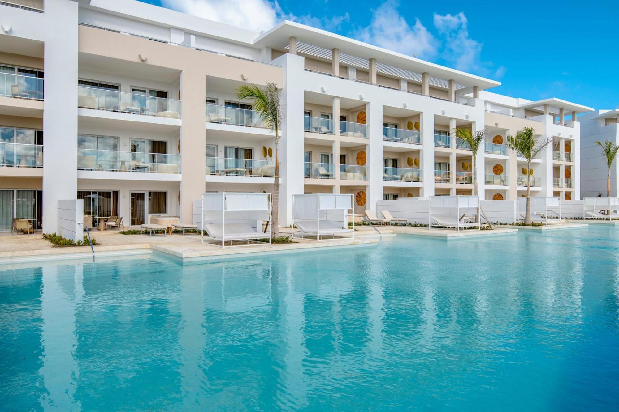 Suite con Accesso Diretto alla Piscina