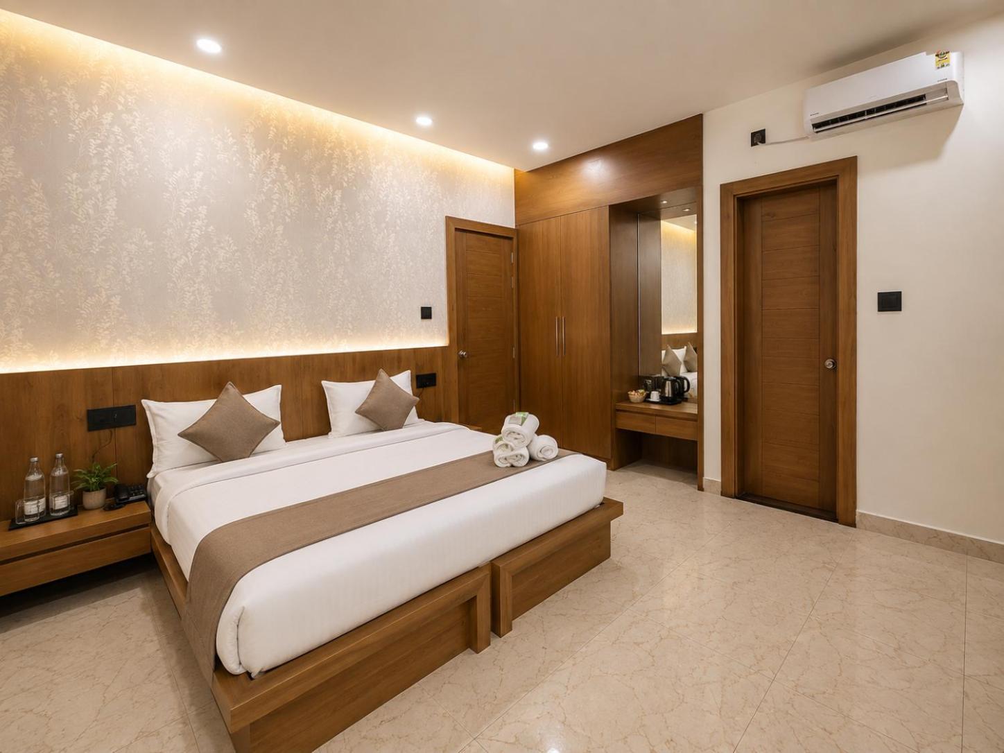 King Room with Balcony