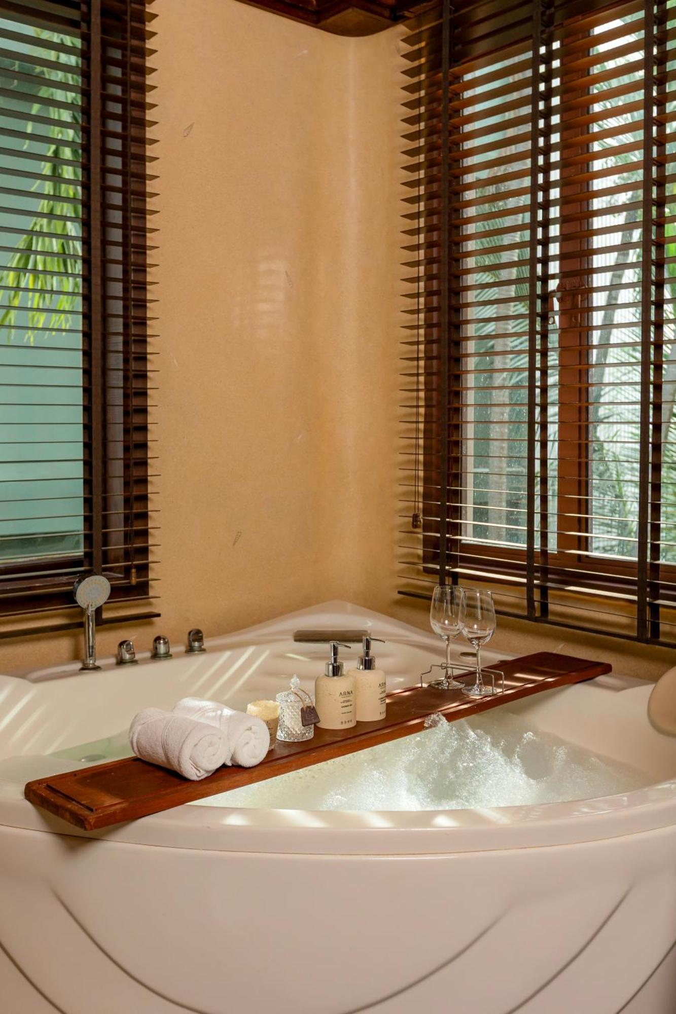 Grand Deluxe Suite with Garden View