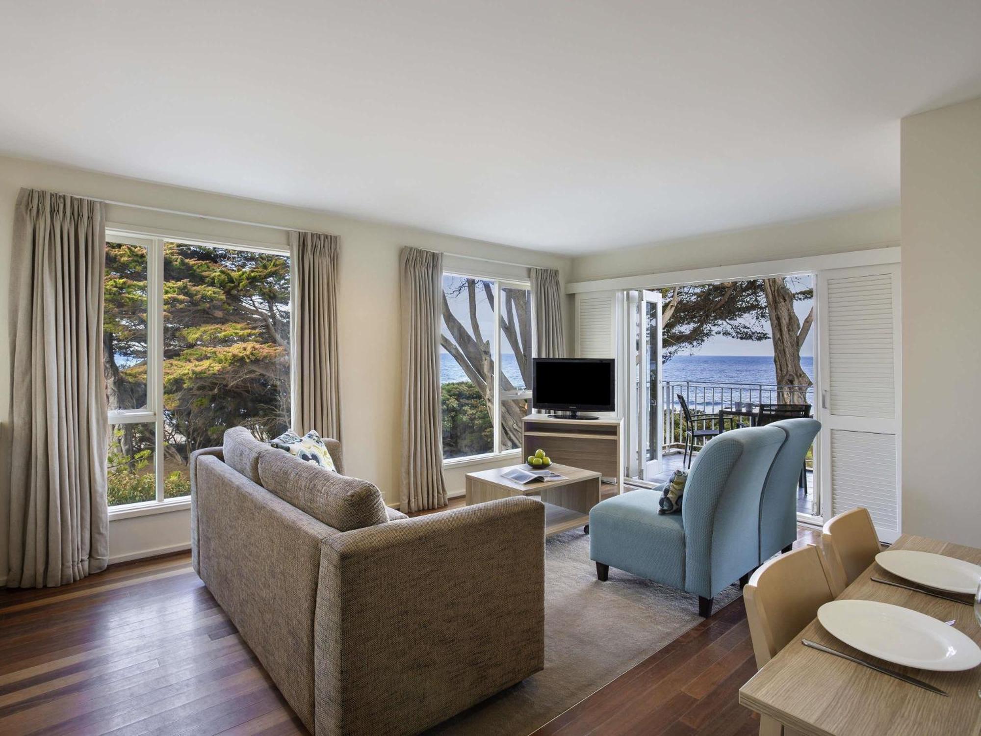 One-Bedroom with Ocean View