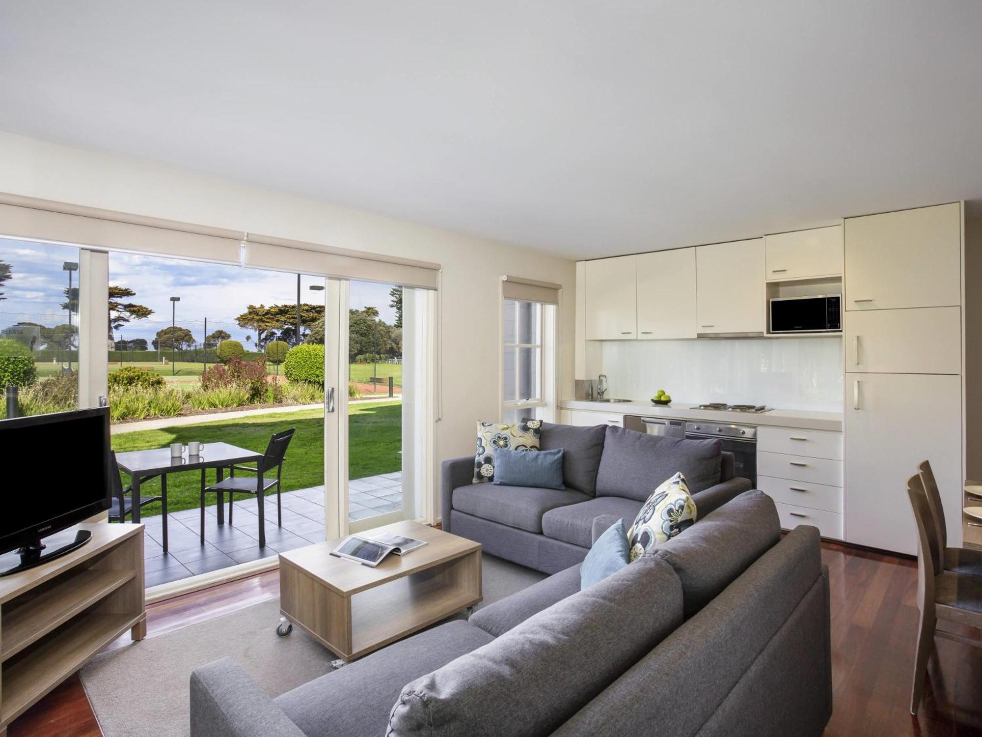 One-Bedroom with Garden View