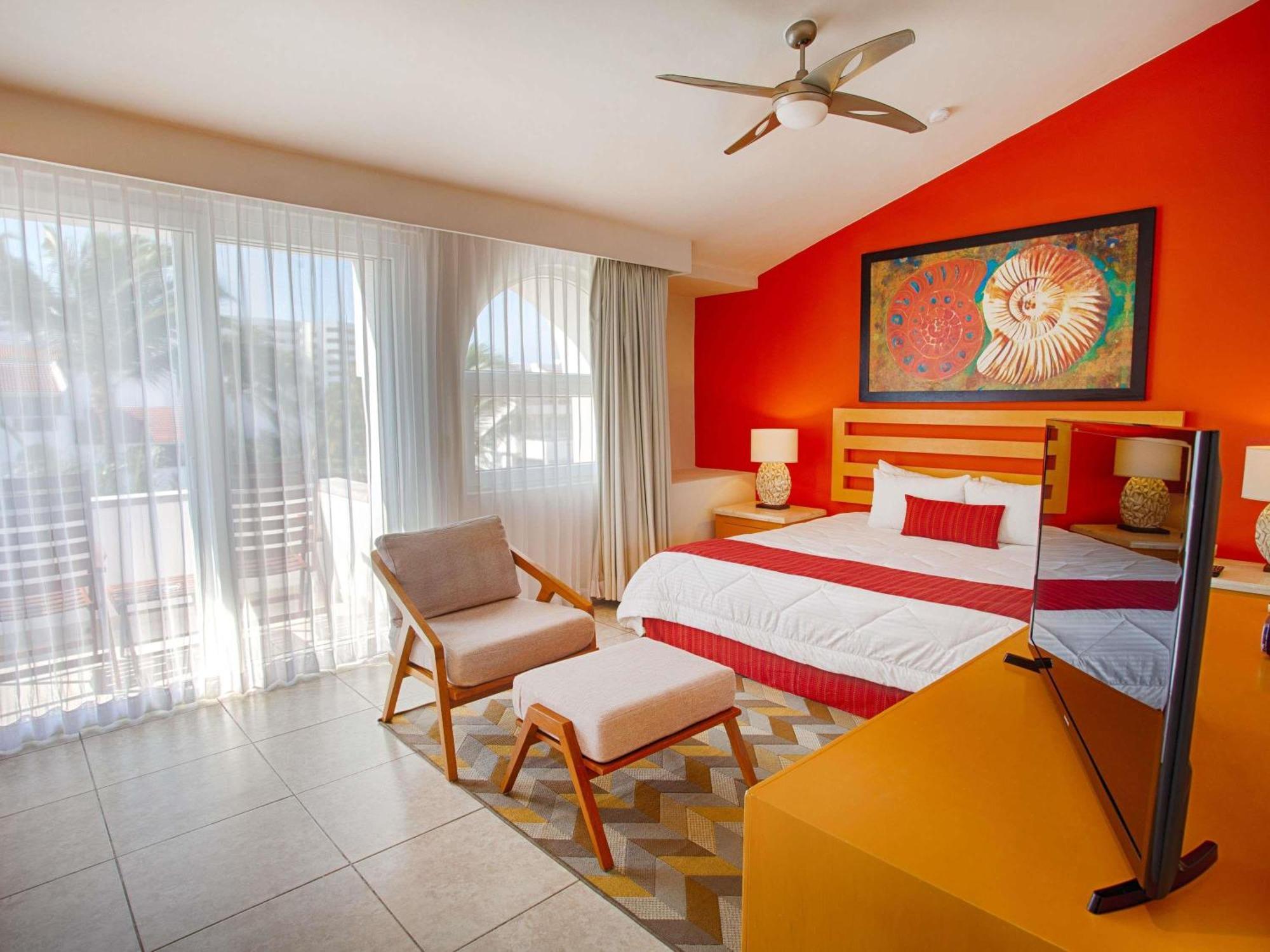 Two-Bedroom King Suite with Sofa Bed and Balcony - Three Bathrooms