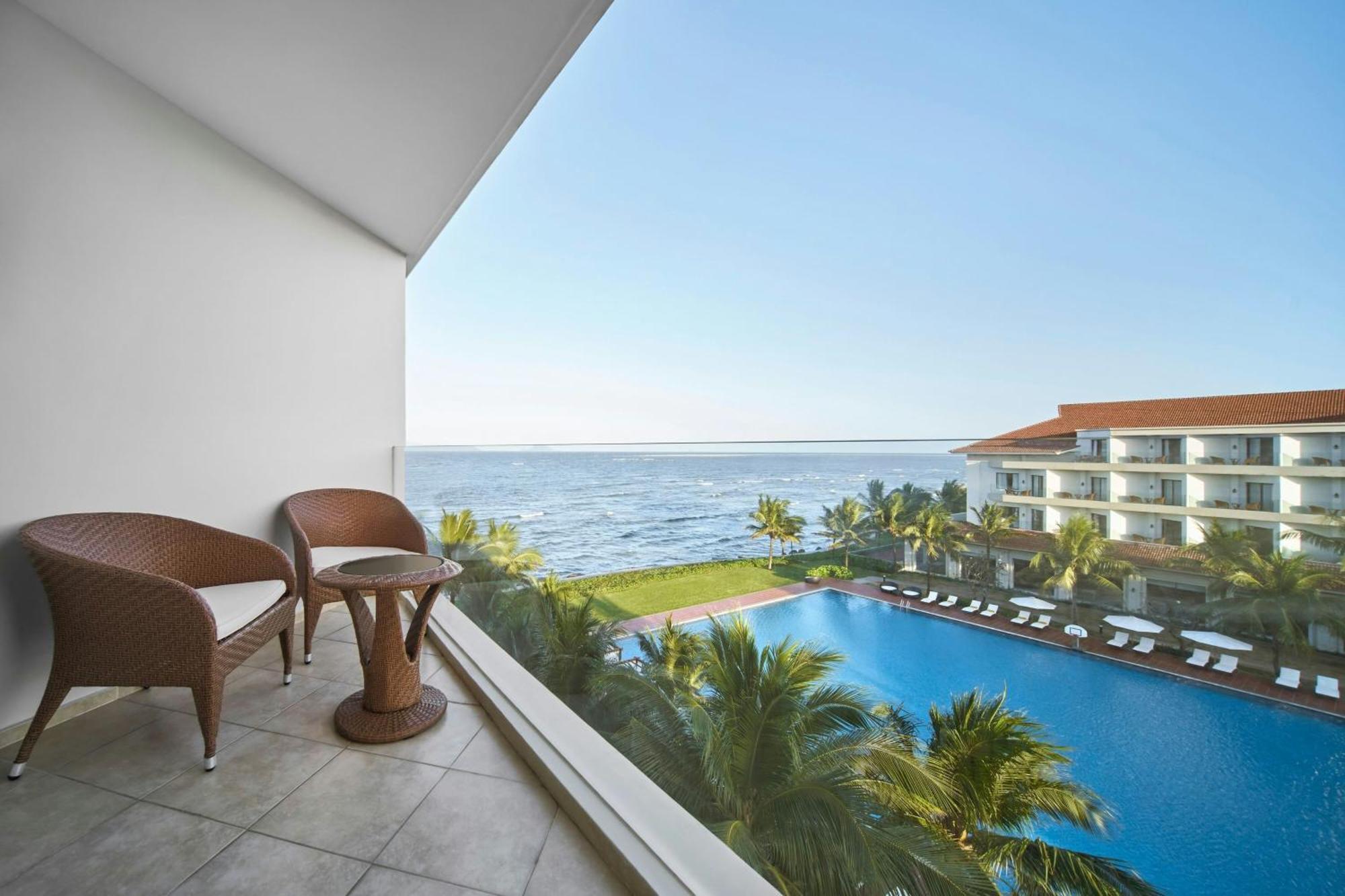 Deluxe King Room Ocean View Balcony