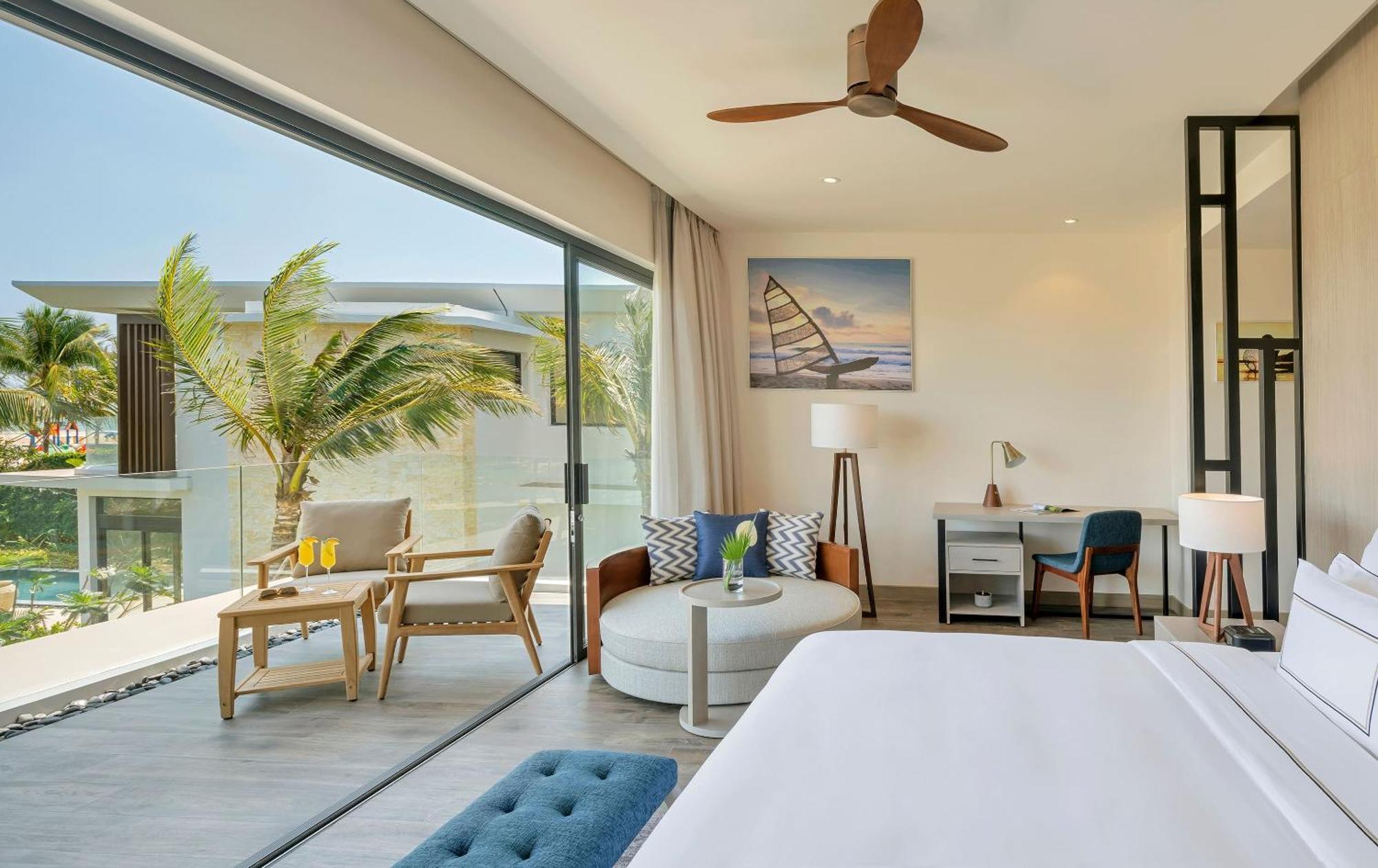 The Level 3-Bedroom Lakefront Pool Villa Lounge benefits
