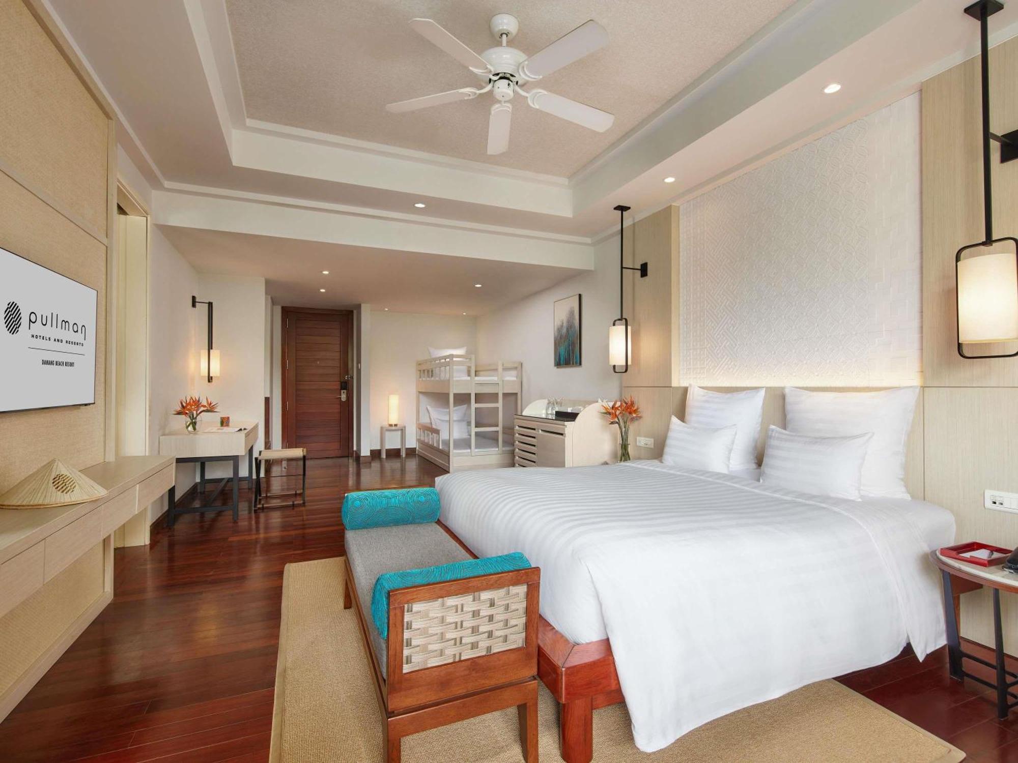 Junior Family Suite One King Bed One Bunk bed Private Balcony