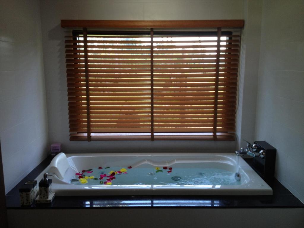 Deluxe Bungalow Twin Bed,18415956:JPEG