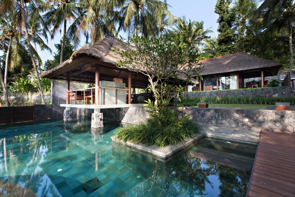 One Bedroom Honeymoon Suite Pool Villa Massage