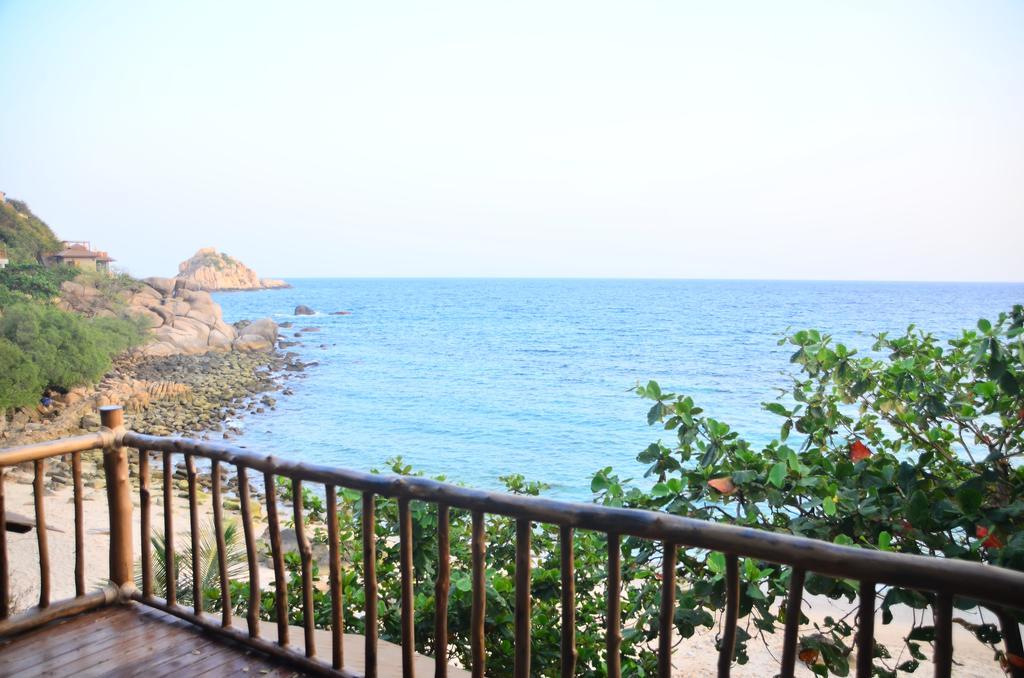 Deluxe Beach Front,214603058:JPEG