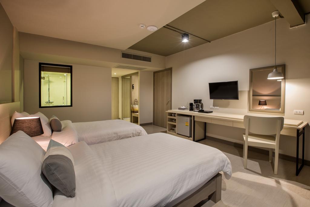 Premier Double or Twin Room,913774771:JPEG