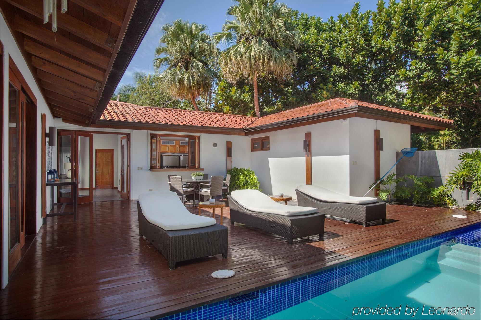 Gartenvilla mit 4 Schlafzimmern - inklusive Golfcart