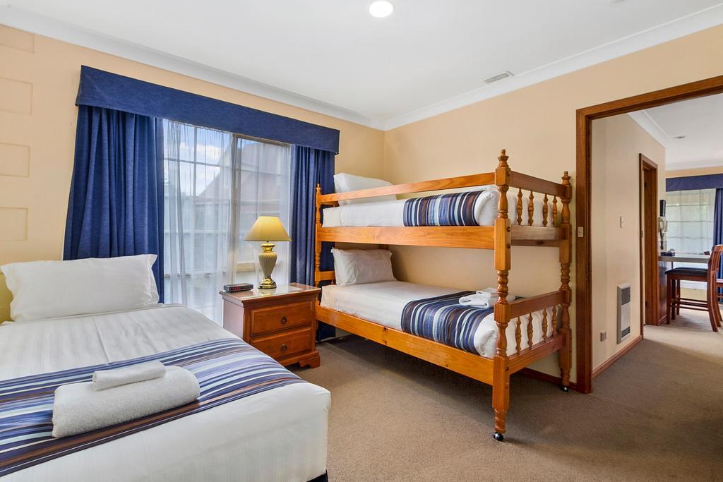 Two-Bedroom Cottage - Pier