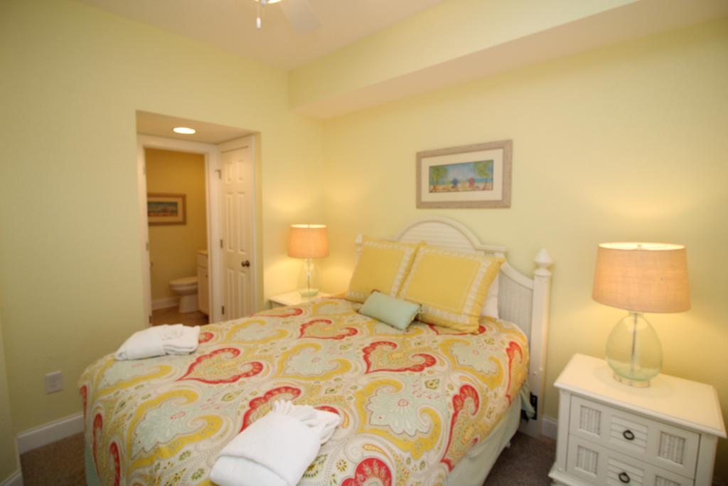 Deluxe Two-Bedroom Apartment