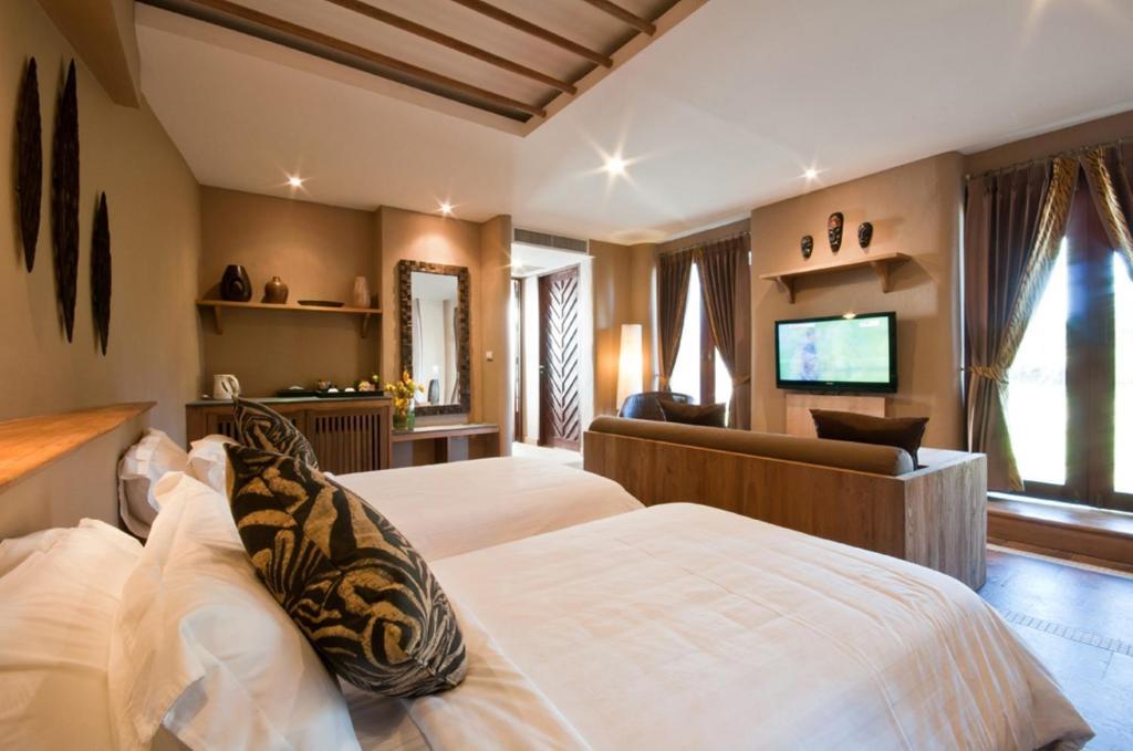 Deluxe lower floor Room
