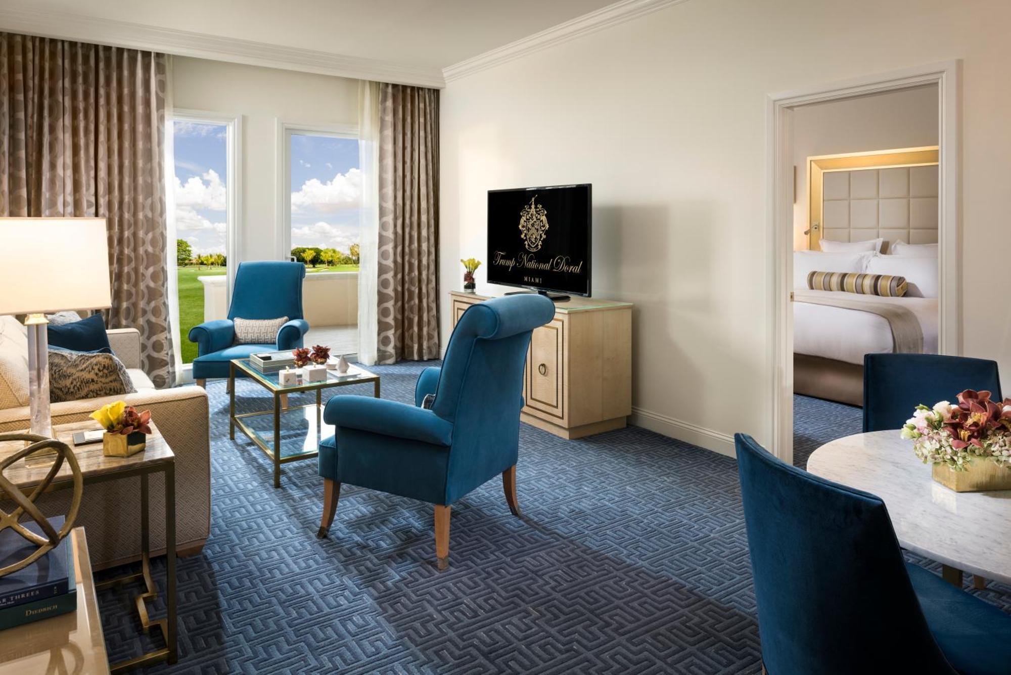 Spa Premier One-Bedroom Suite with King Bed,604696482:JPEG