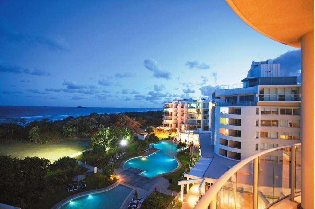 Three Bedroom Ocean View Apartment