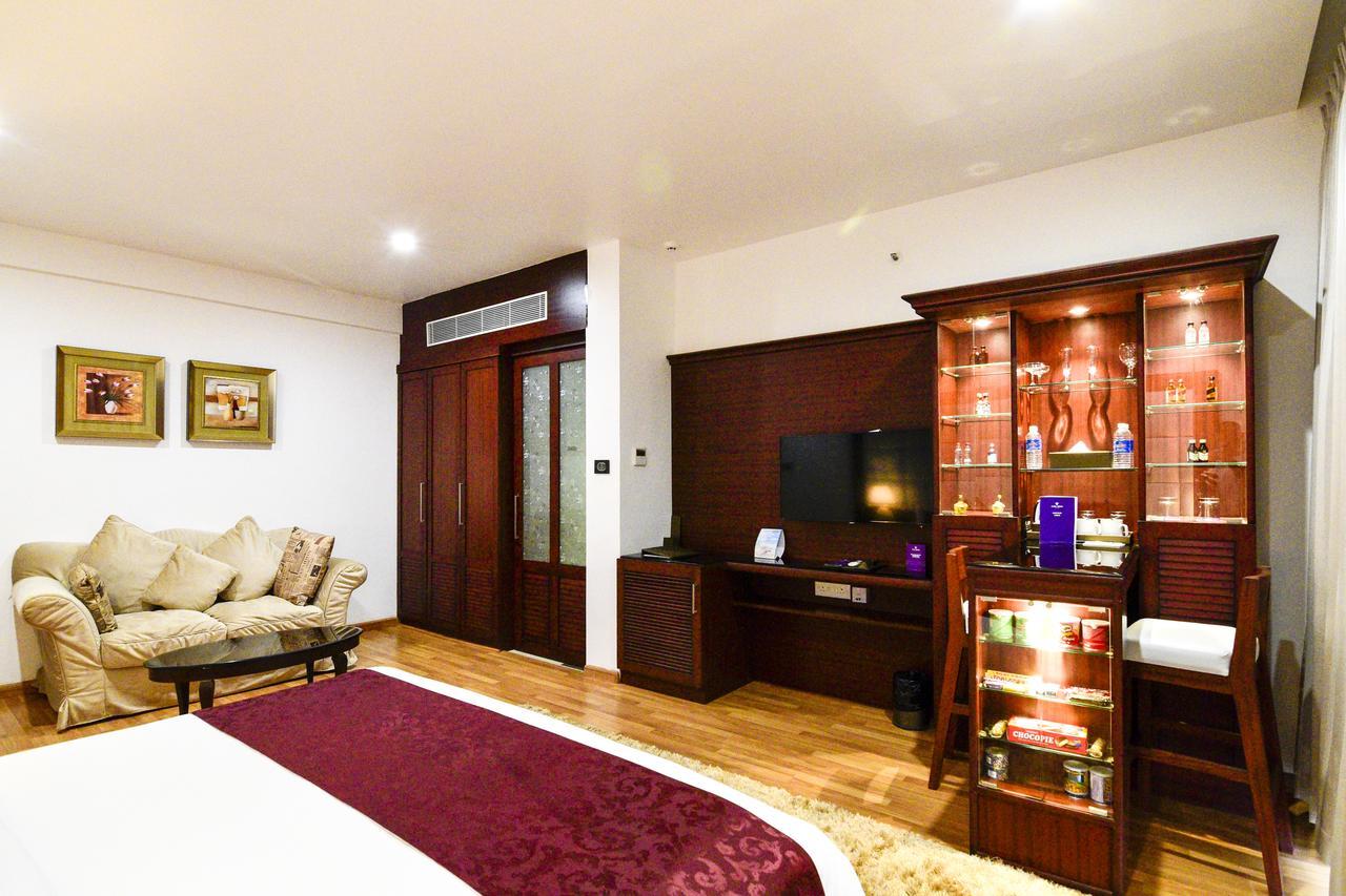 Deluxe Room with Balcony