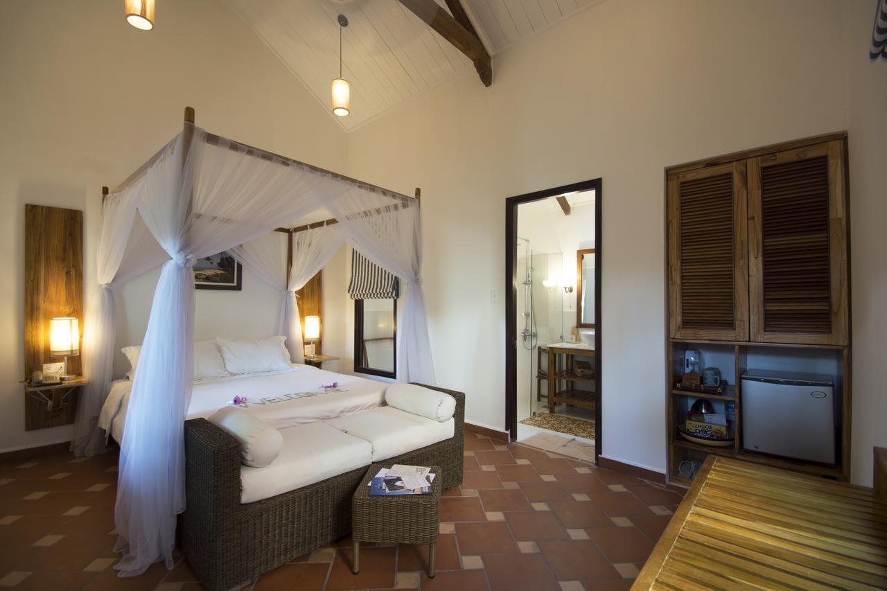 Cottage with Garden View,1277867272:JPEG