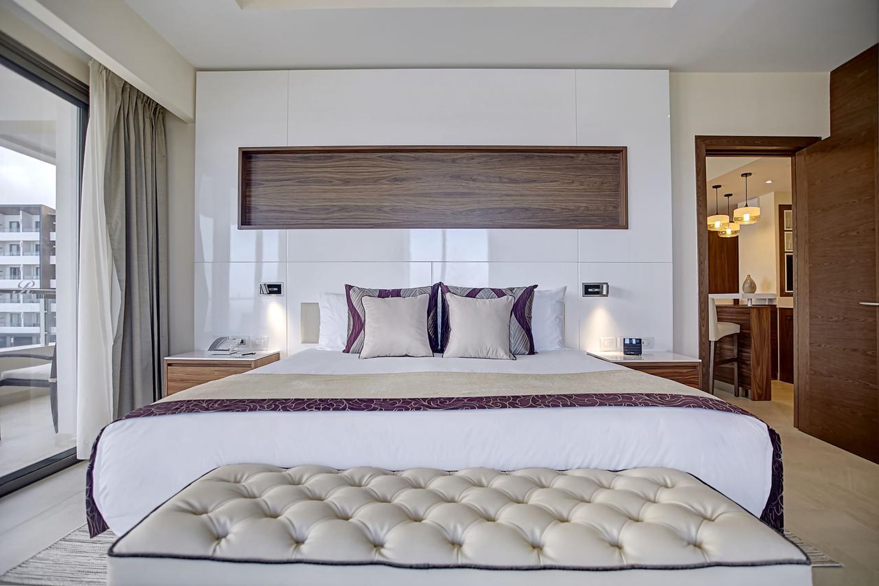 Suite Ático Diamond Club de lujo de 1 dormitorio con terraza, jacuzzi y vistas al océano
