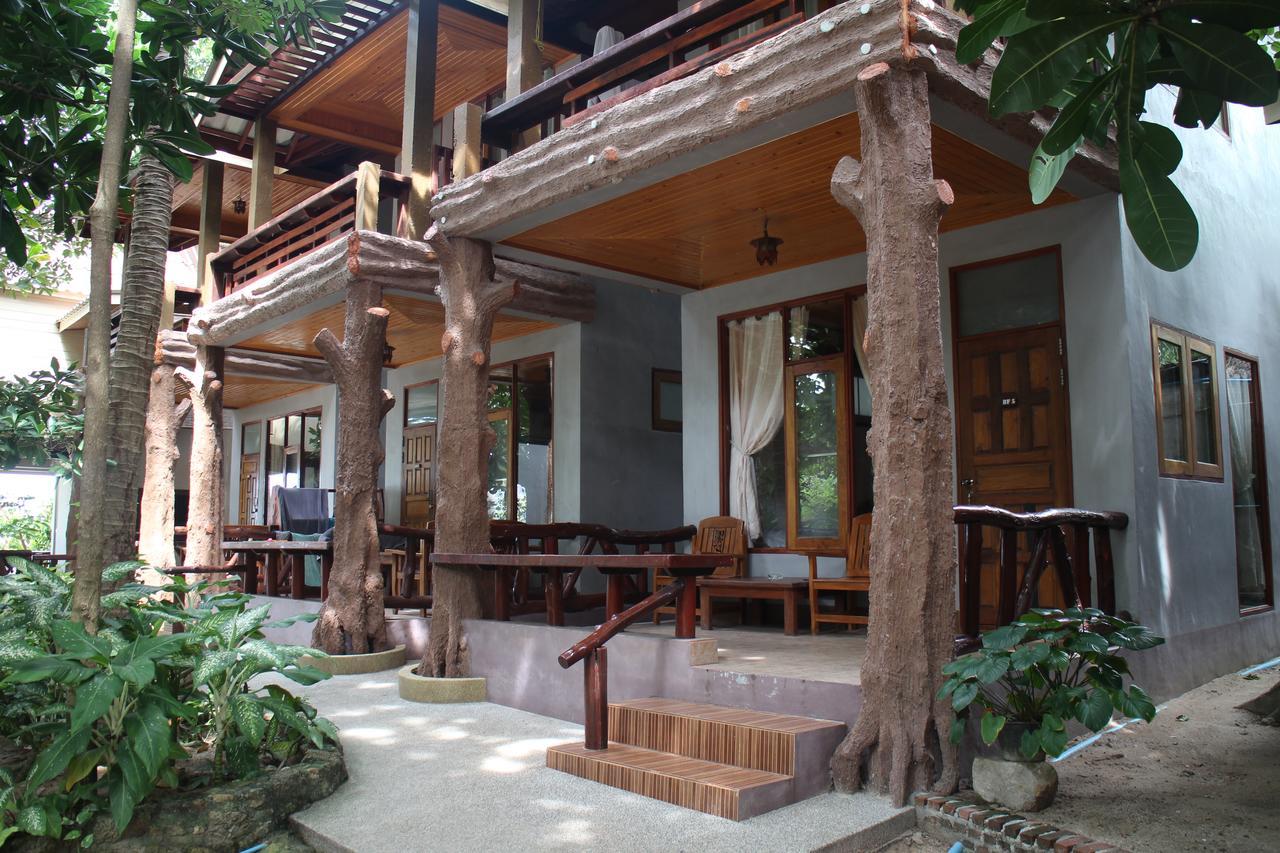 Bungalow with Air Conditioning