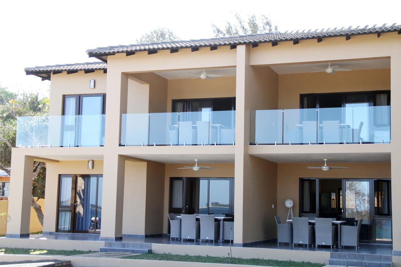 Three-Bedroom Apartment,535979925:JPEG