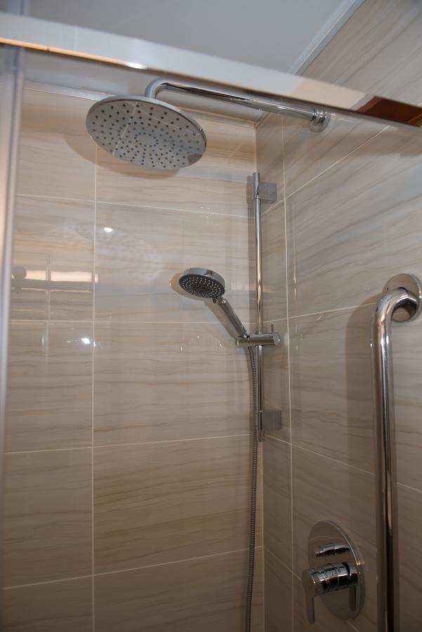 Quarto Queen Standard com 2 Camas Queen-size