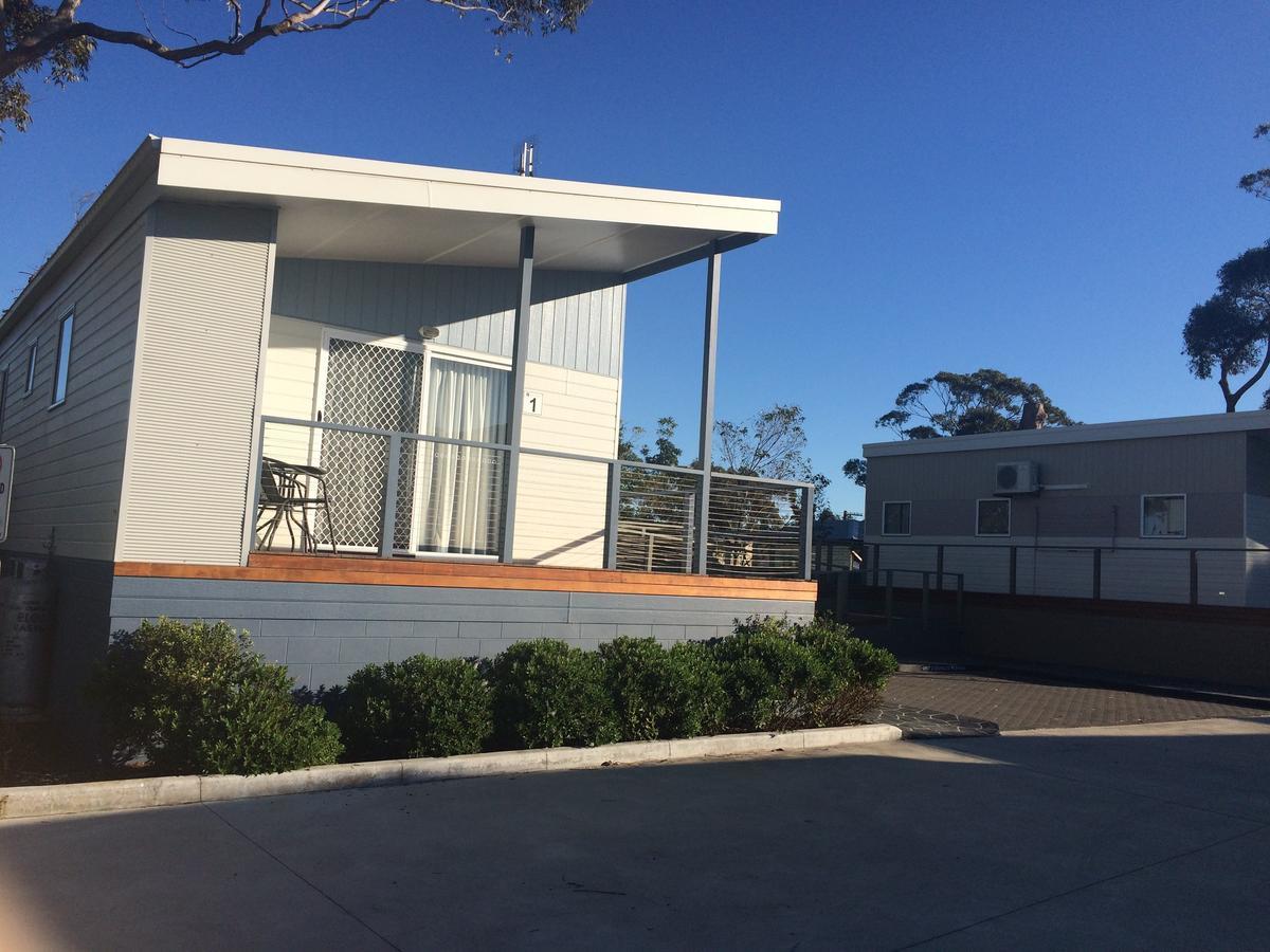 Two-Bedroom Cabin - Disabled Access - 1-2