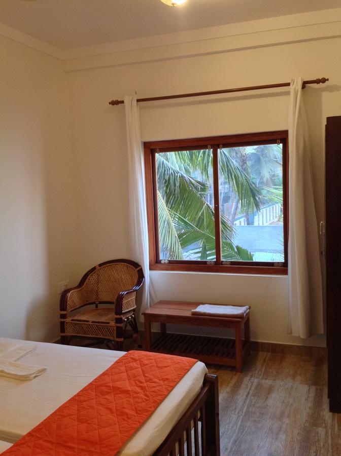 Double or Twin Room with Side Sea View