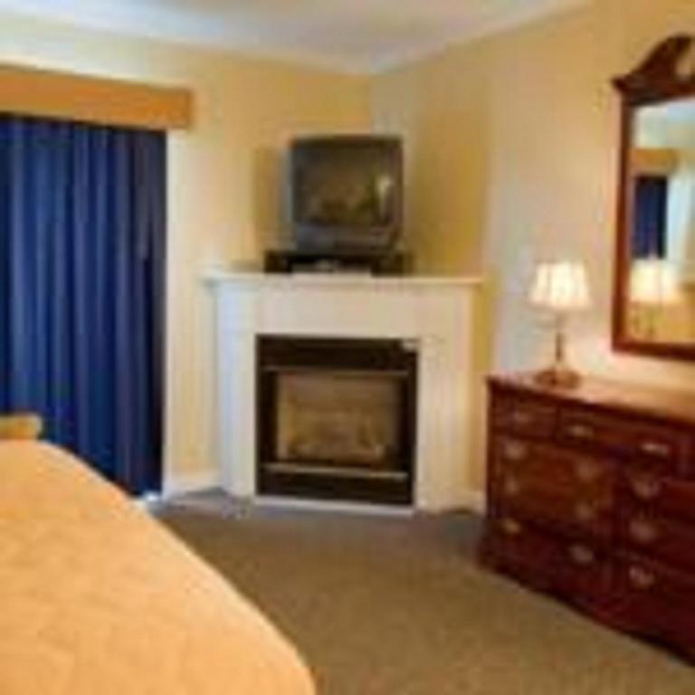 Two-Bedroom Suite