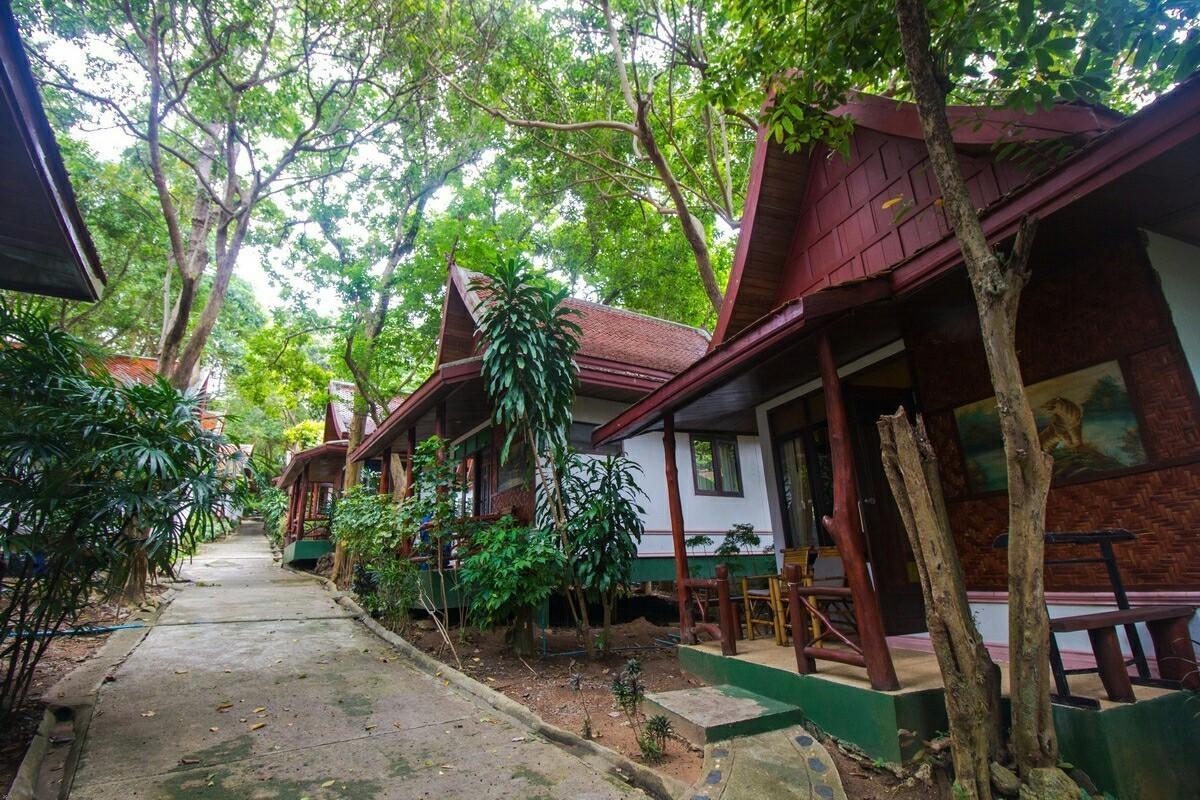 Basic Bungalow,66941650:JPEG