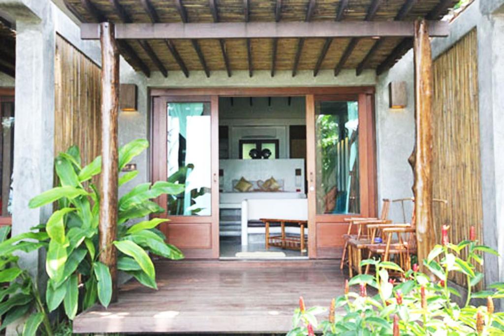 Beach Front Suite