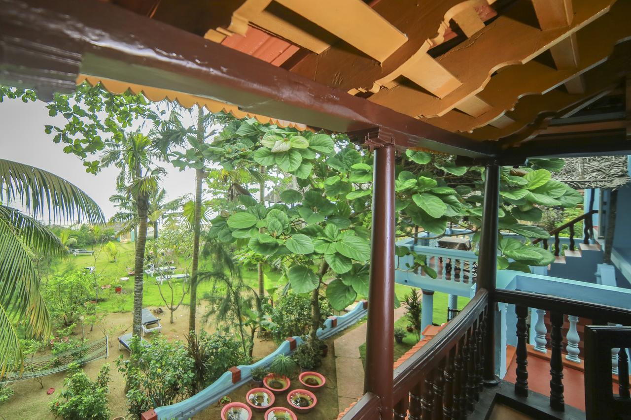 Superior Triple Room with Sea View