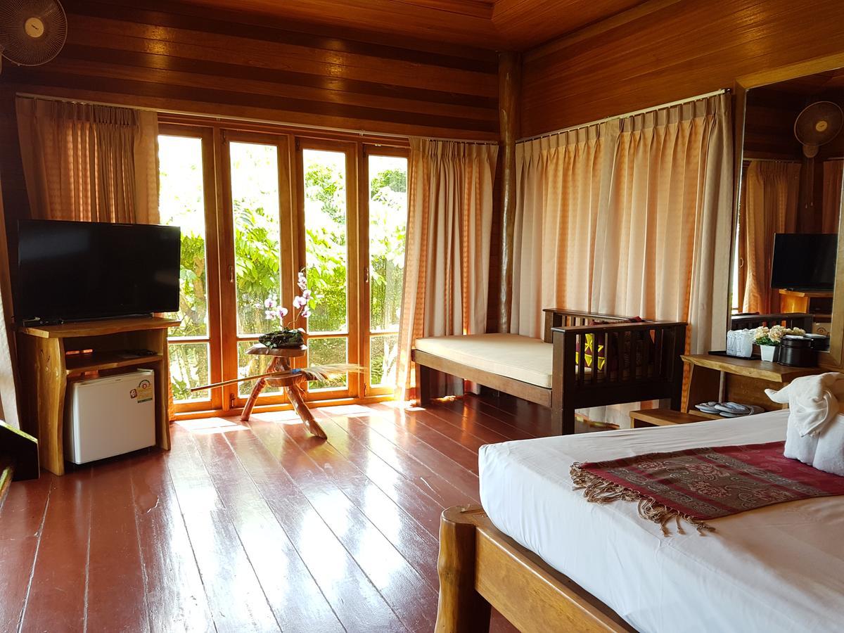 Bungalow with Sea View