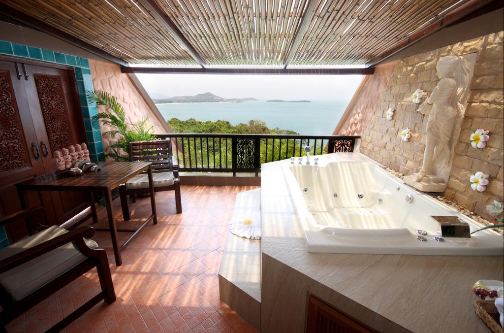 Honeymoon Suite