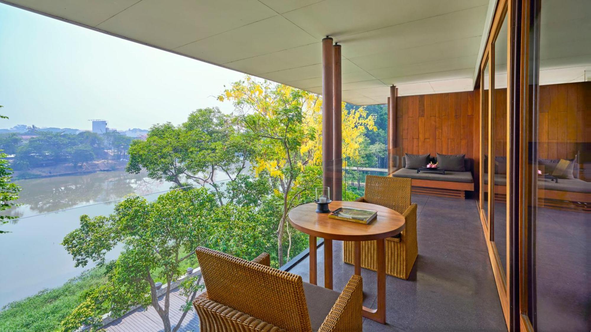 Lanna River View Suite