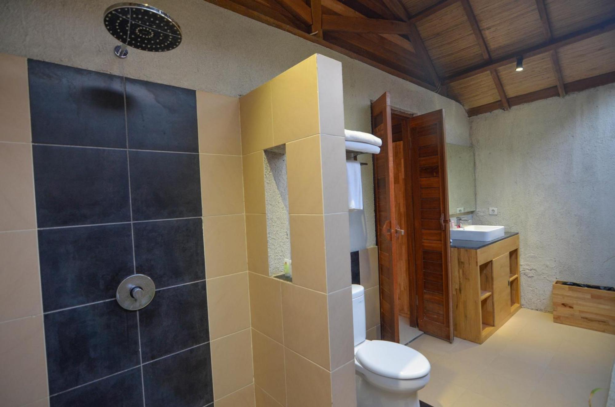 One-Bedroom Cottage Pool Lagoon