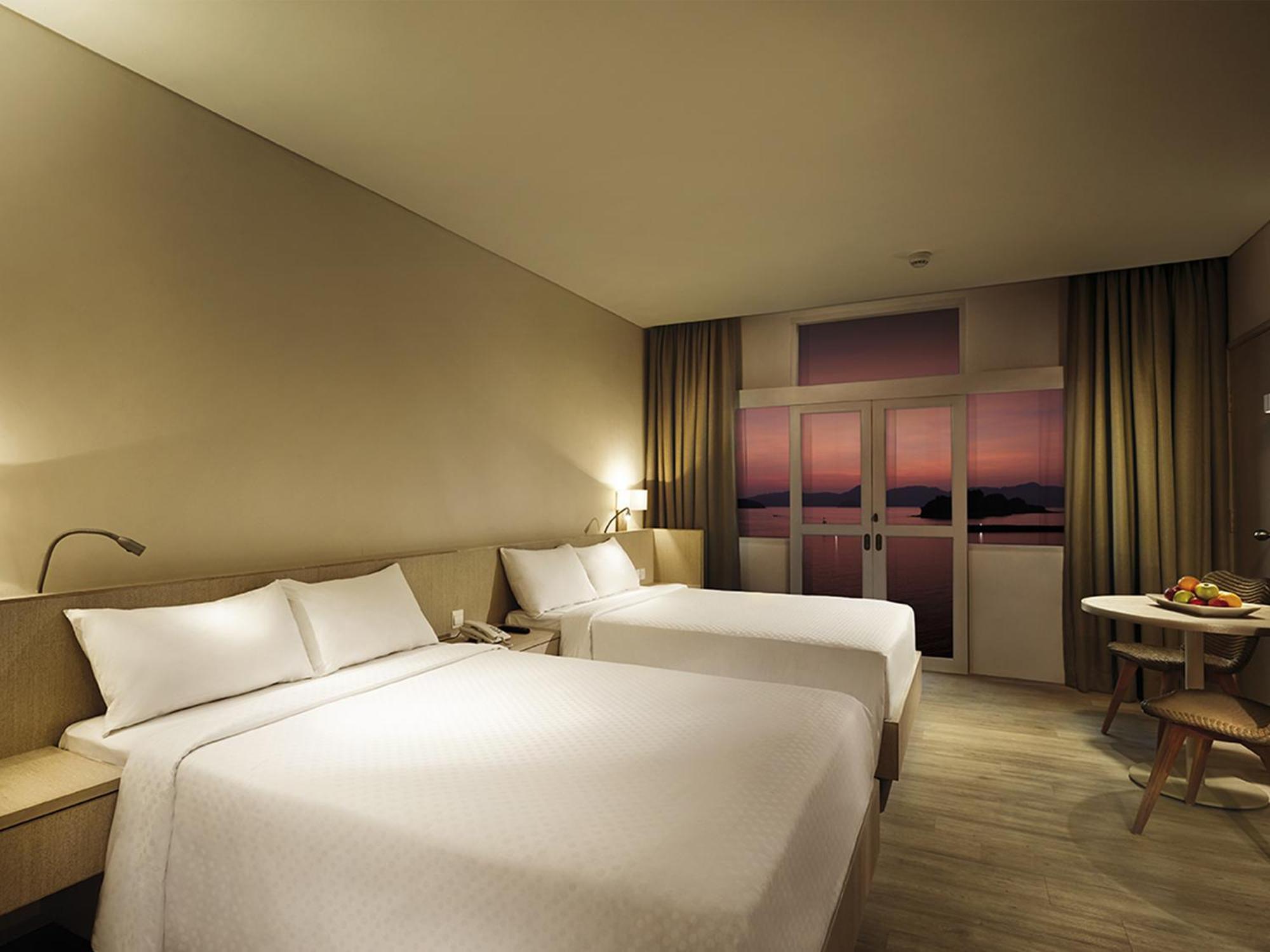 Year End Festive (Xmas / NYE) Room Package - Premier Sea View